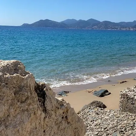 Location Bateau ספינת מלון קאן