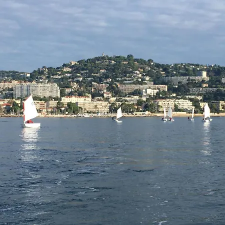 Location Bateau ספינת מלון קאן